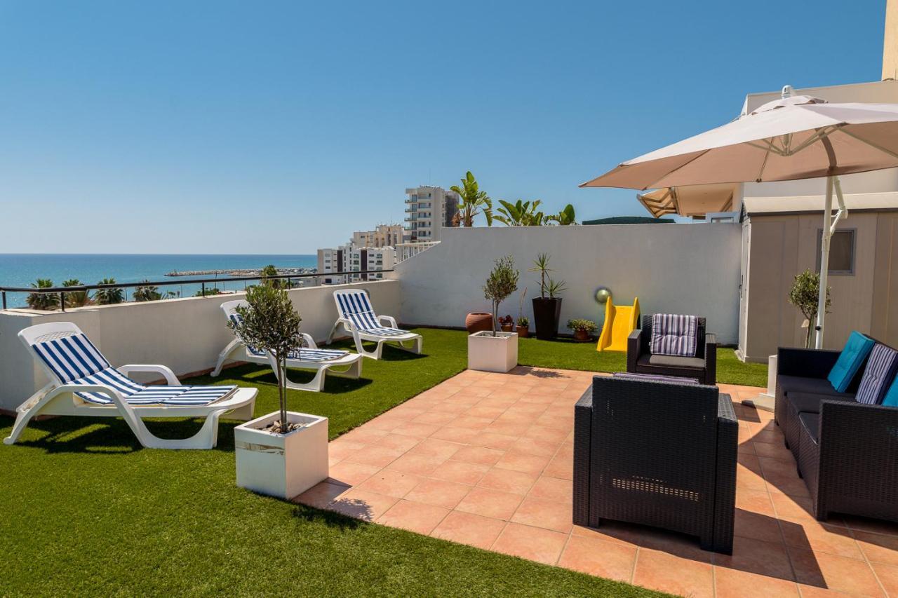 דירות לרנקה Makenzy Seaview Penthouse מראה חיצוני תמונה
