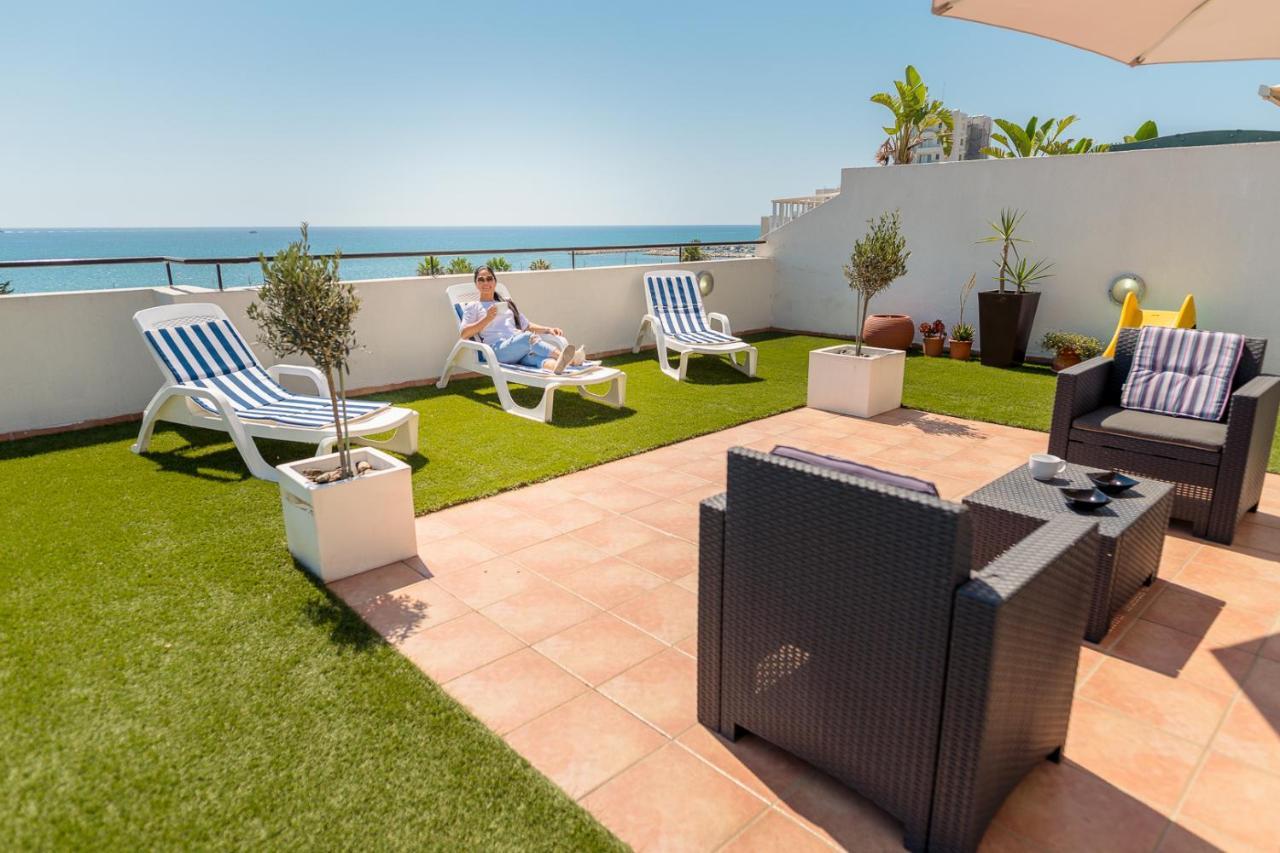 דירות לרנקה Makenzy Seaview Penthouse מראה חיצוני תמונה