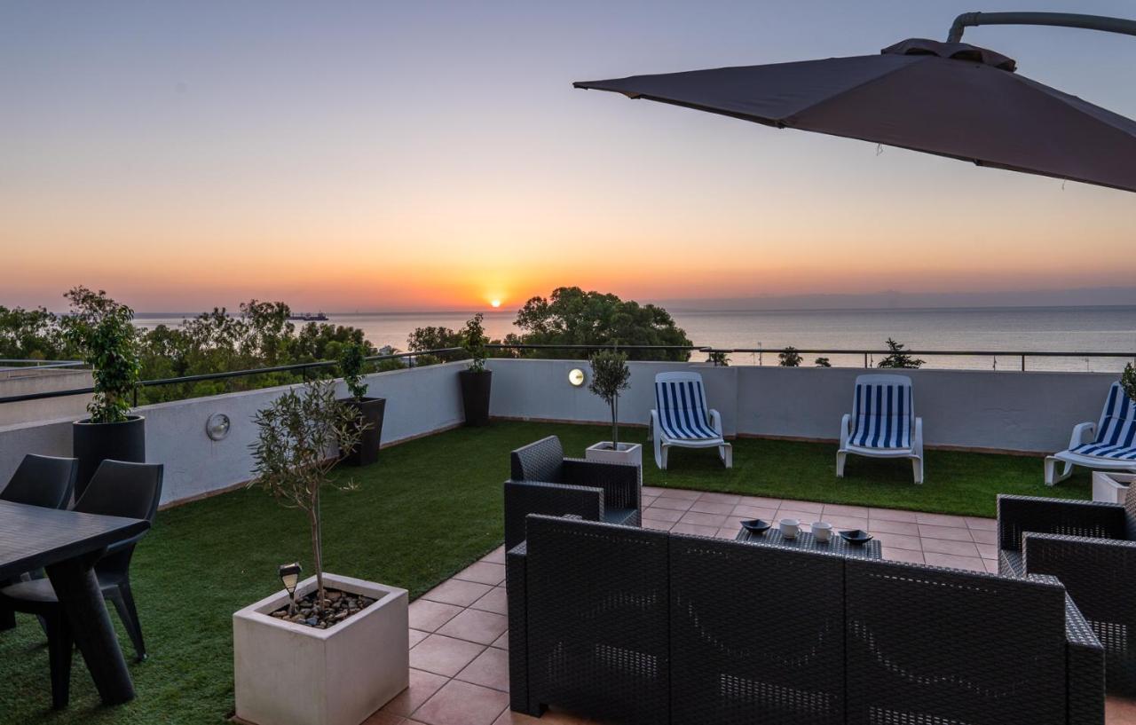 דירות לרנקה Makenzy Seaview Penthouse מראה חיצוני תמונה