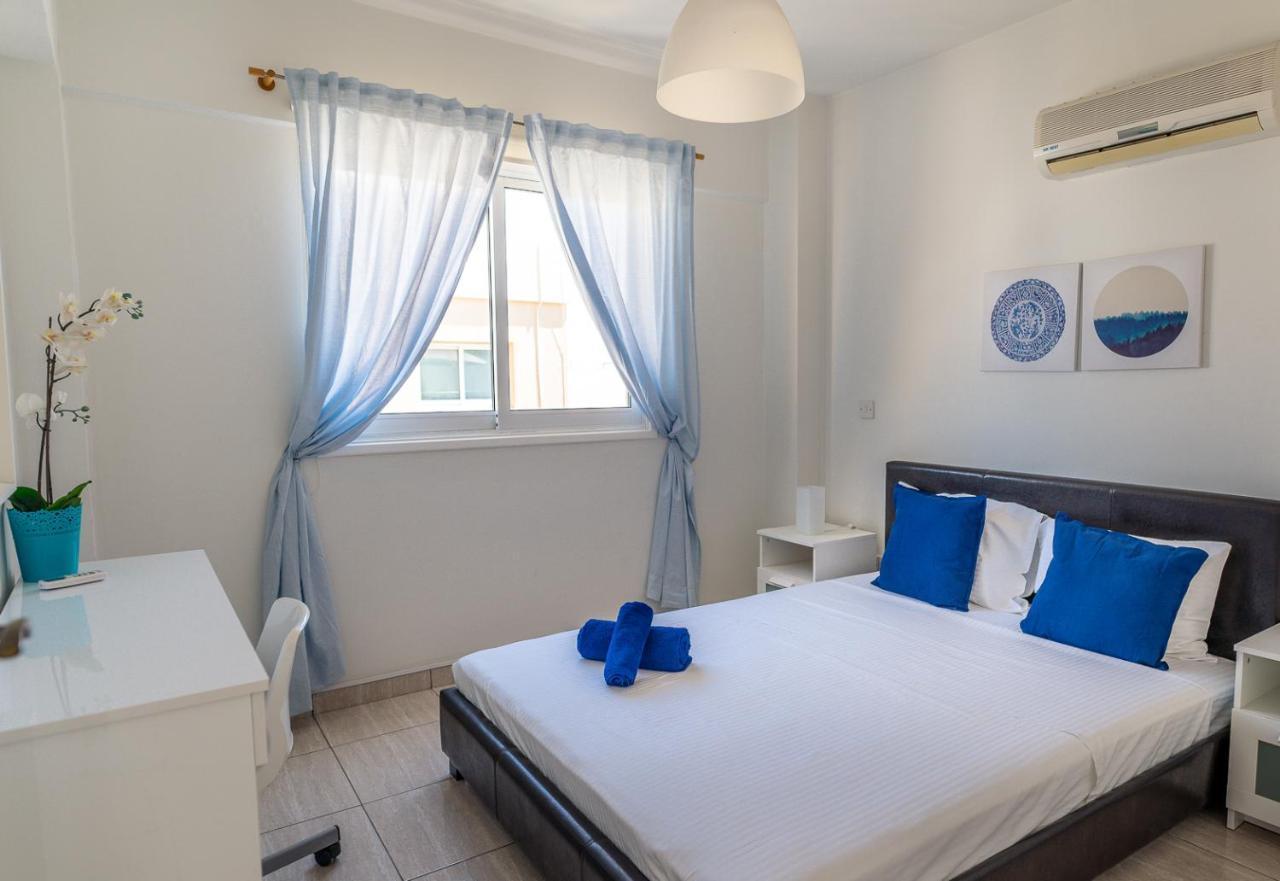 דירות לרנקה Makenzy Seaview Penthouse מראה חיצוני תמונה