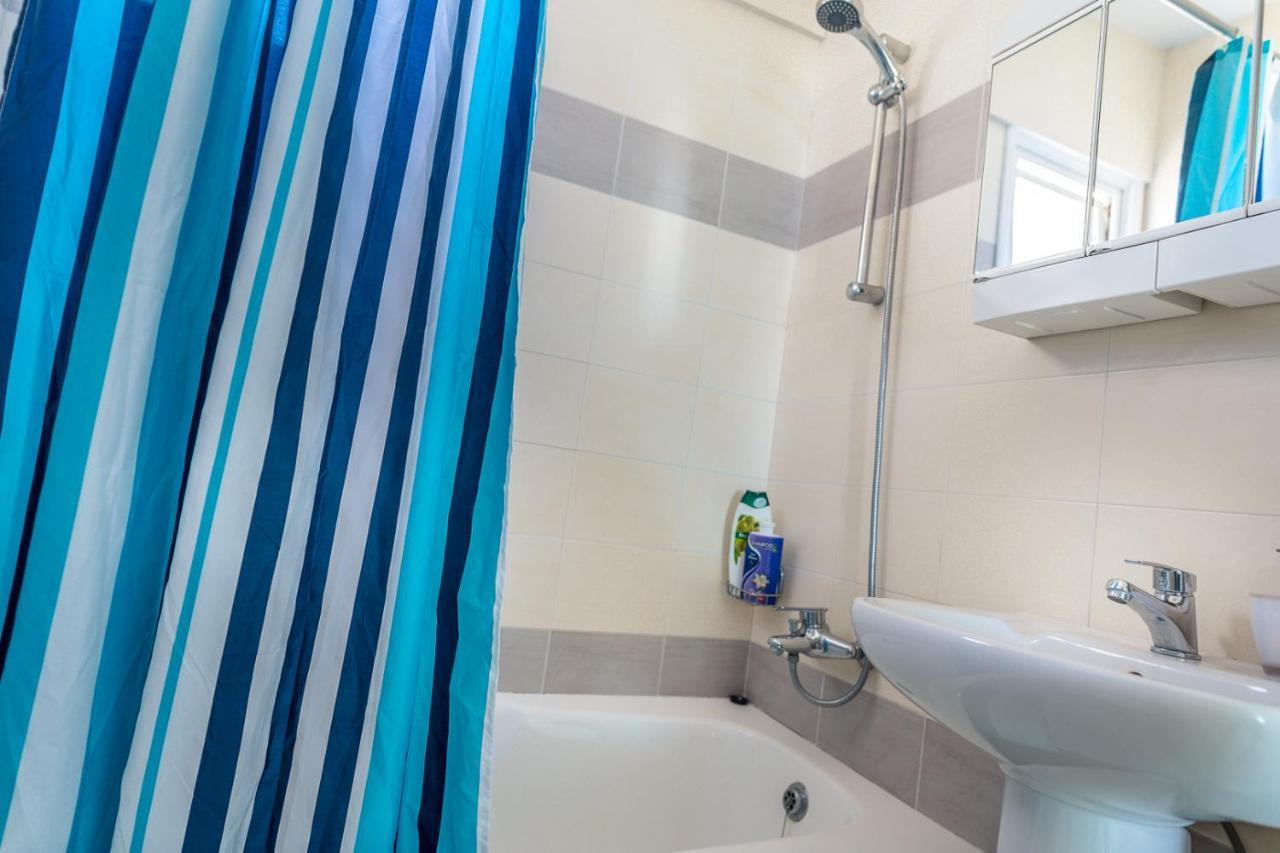 דירות לרנקה Makenzy Seaview Penthouse מראה חיצוני תמונה